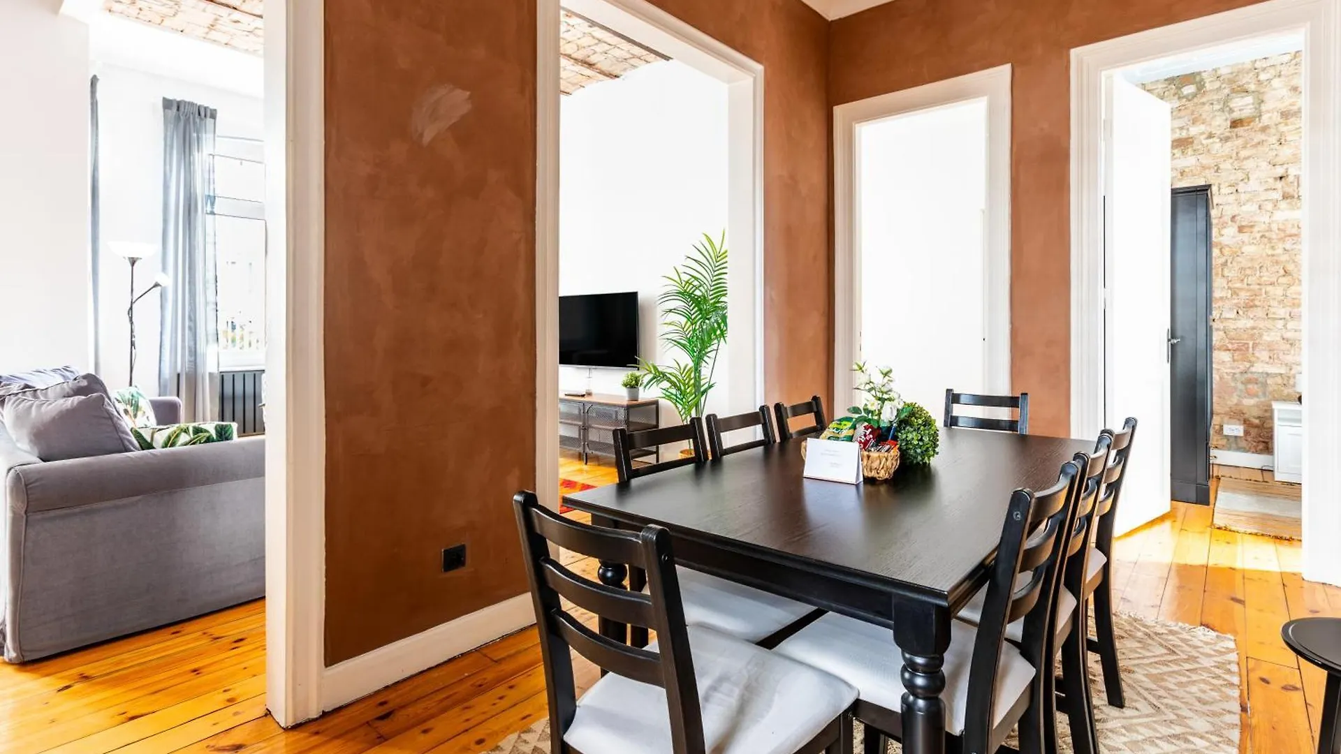 Charming Rustic 2Bd2Bath Heart Of Taksim! #364 Apartment Istanbul Turkey